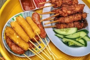 Đồ ăn vặt học sinh yêu thích: Khám phá thế giới quà bánh "gây nghiện" của tuổi học trò